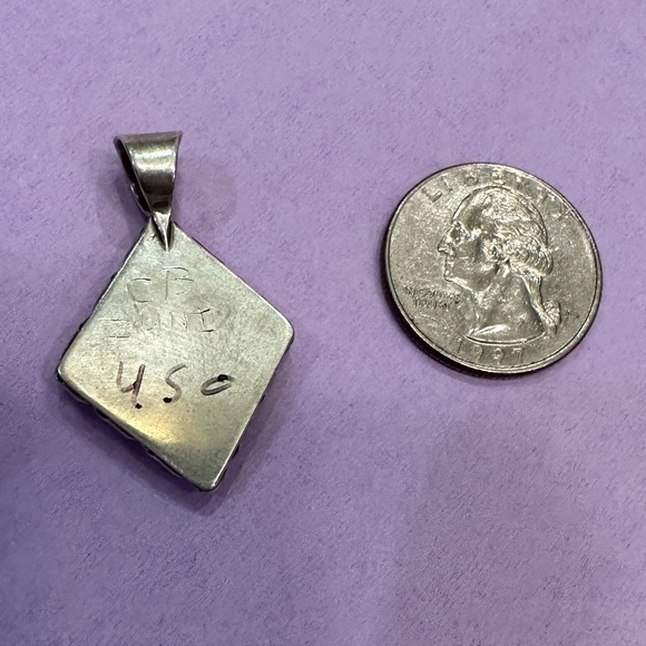 Authentic vintage Zuni inlaid pendant - Picture 4 of 7